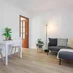 Terreo 10-12 Apartment