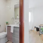 Terreo 10-12 Apartment *