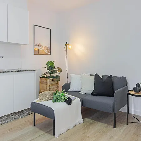 Terreo 10-12 Apartamento *