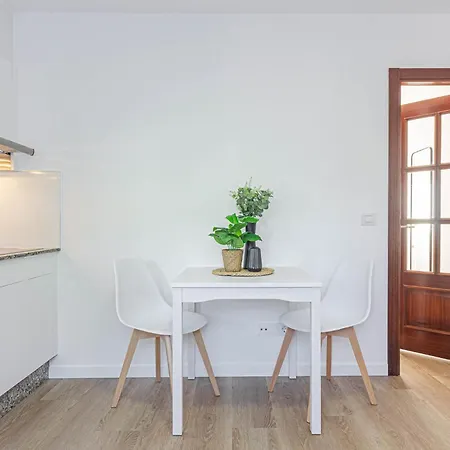 Terreo 10-12 Apartamento *