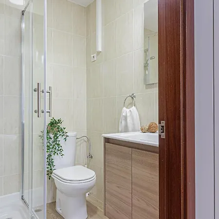 Terreo 10-12 Apartment *