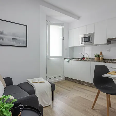 Appartement Terreo 10-12 *