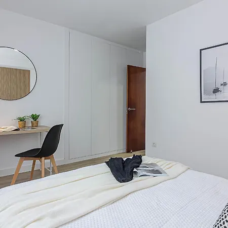 Appartement Terreo 10-12 *