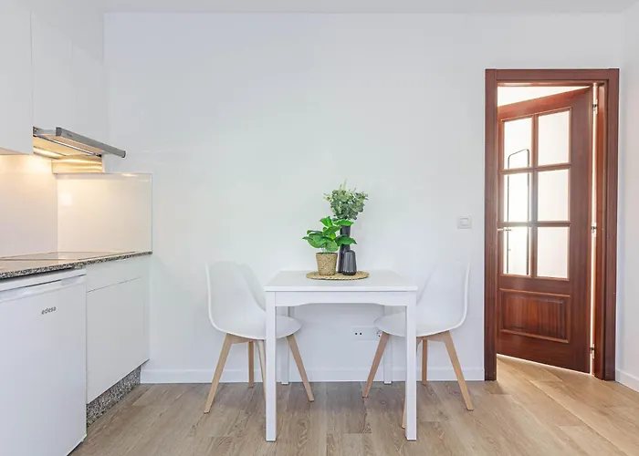 Terreo 10-12 Apartment *